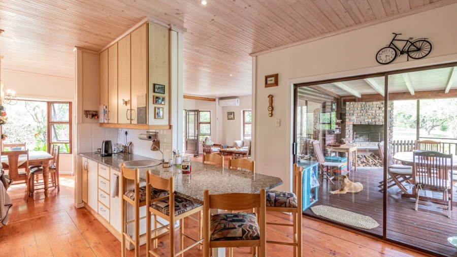 4 Bedroom Property for Sale in Dorchester Heights Eastern Cape